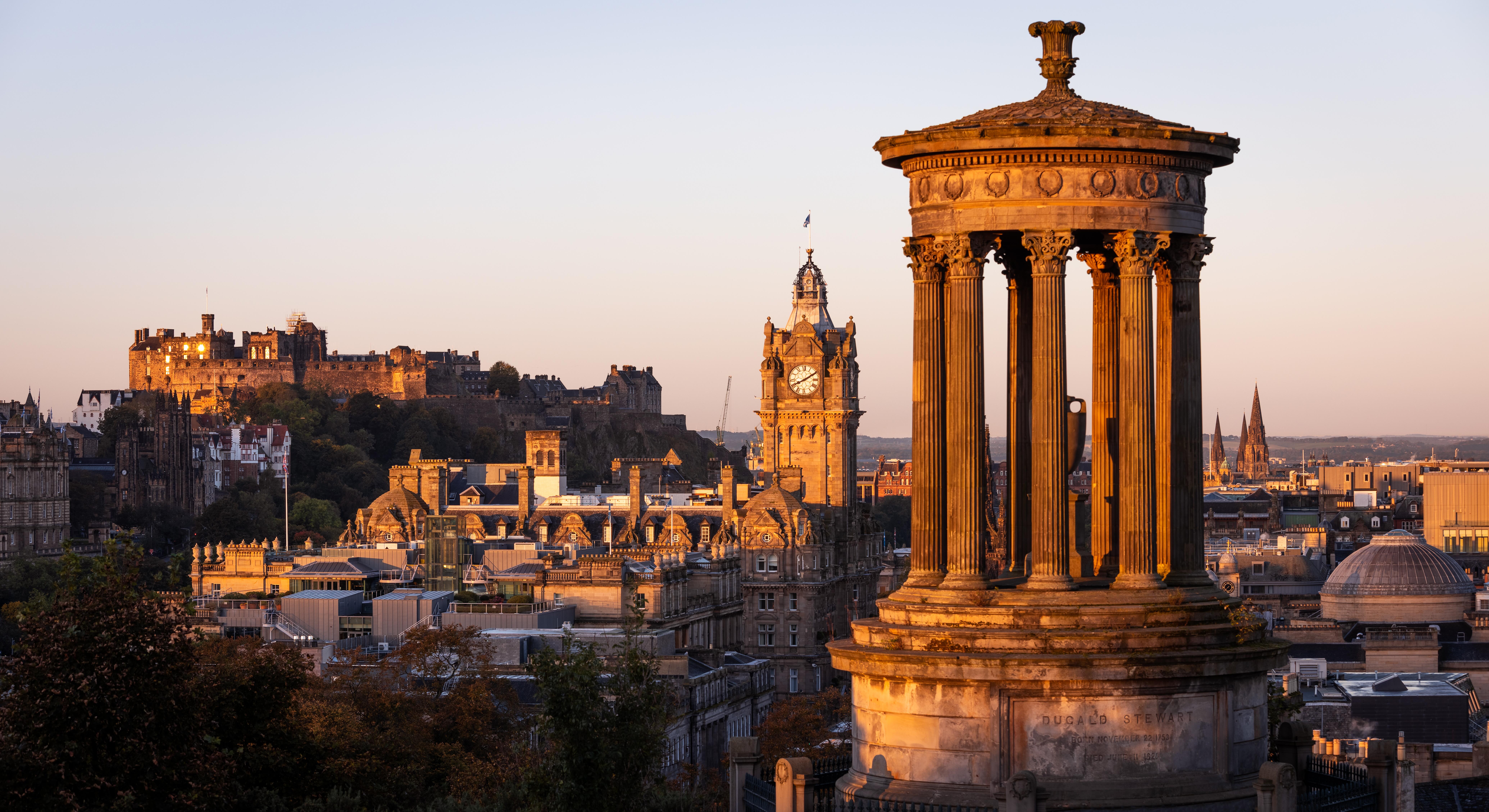Photo of Balmoral clocktower in Edinburgh, Scotland