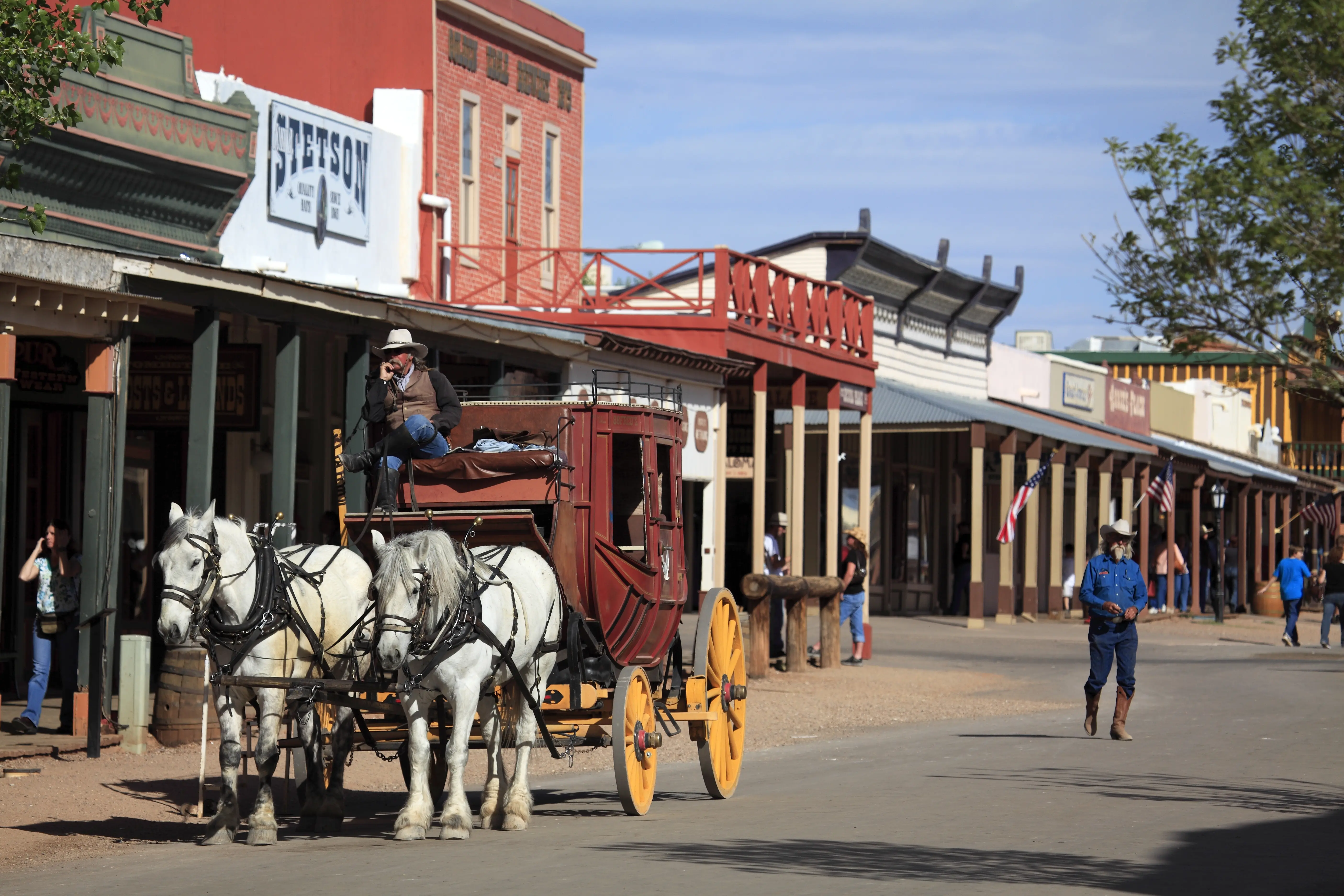 Image of the Western-style streets of Tombstone, Arizona
