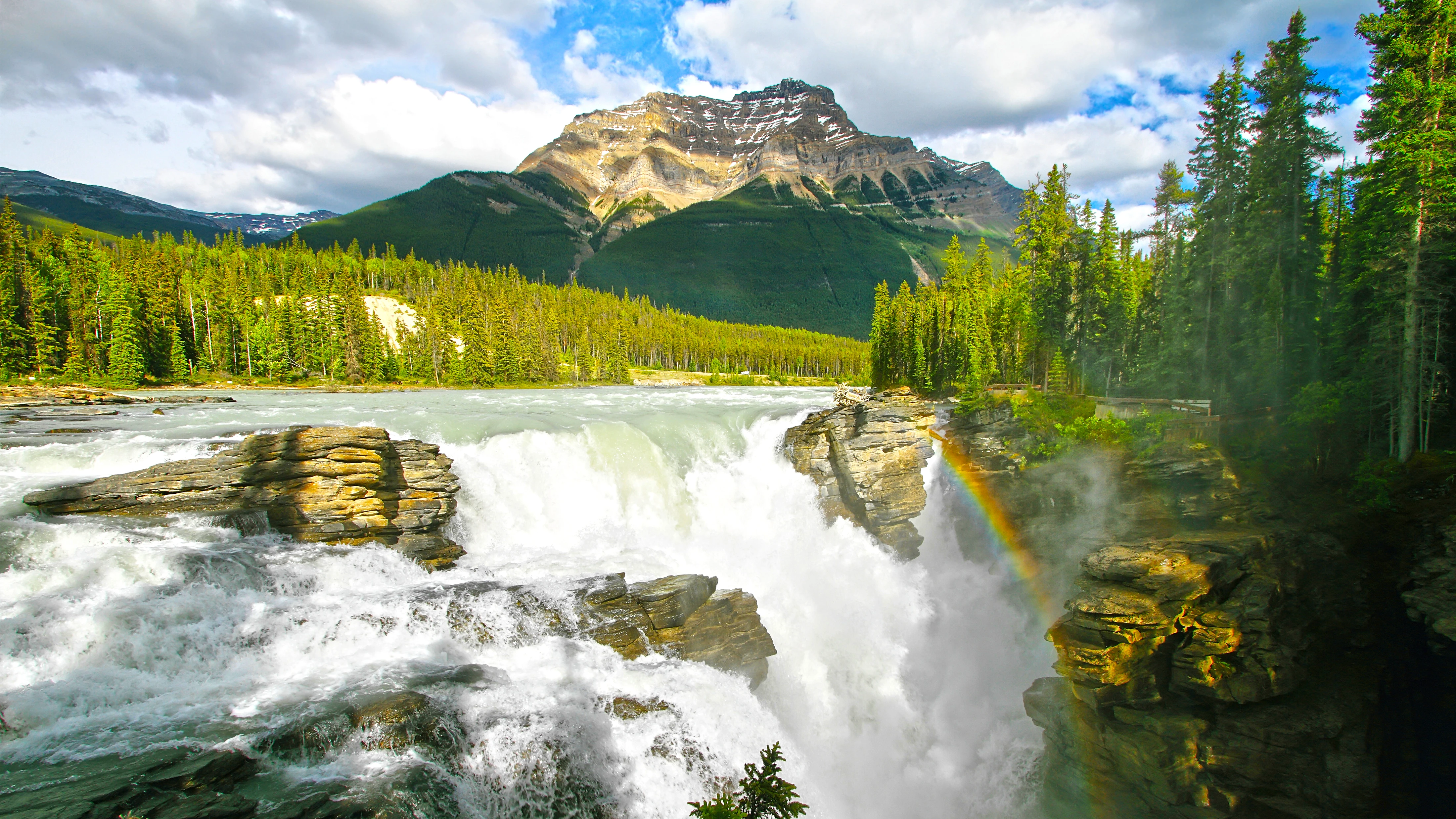 Alberta's Yellowhead Scenic Highway, Jasper to British Columbia Road Trip