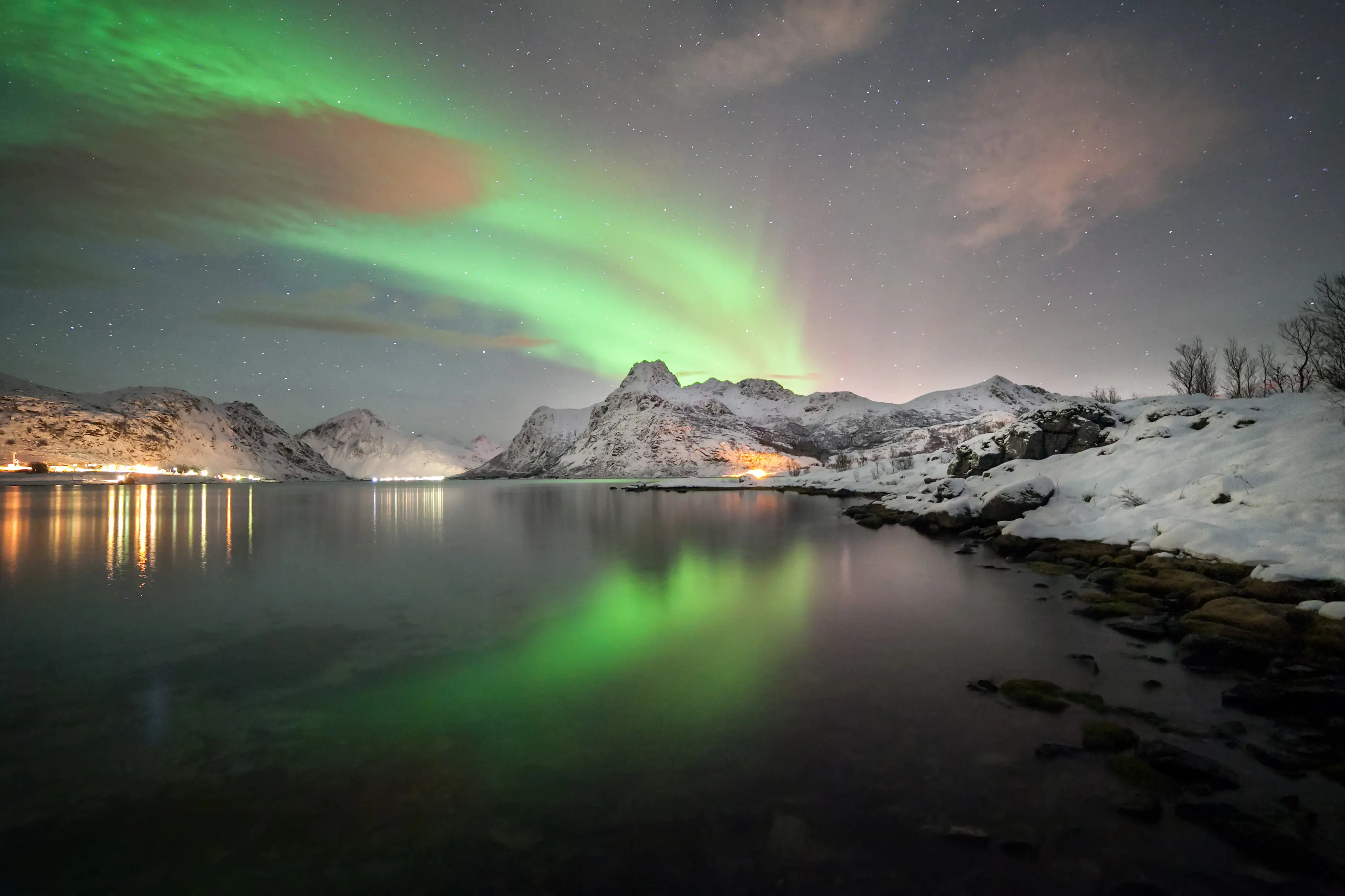 Image of the Northern Lights near Nusfjord.
