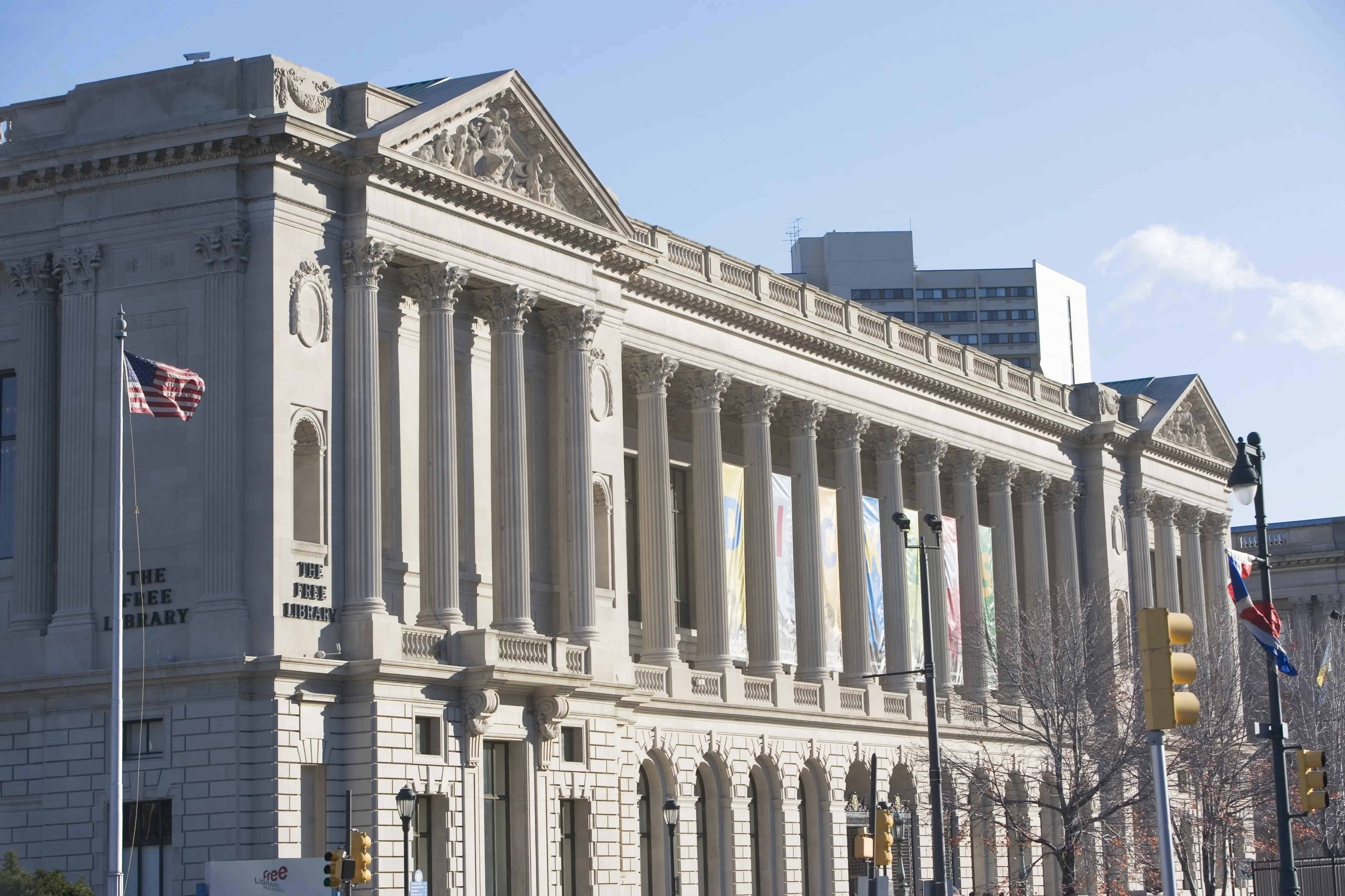 Exterior image of the Parkway Central Library in Philadelphia, Pennsylvania.
