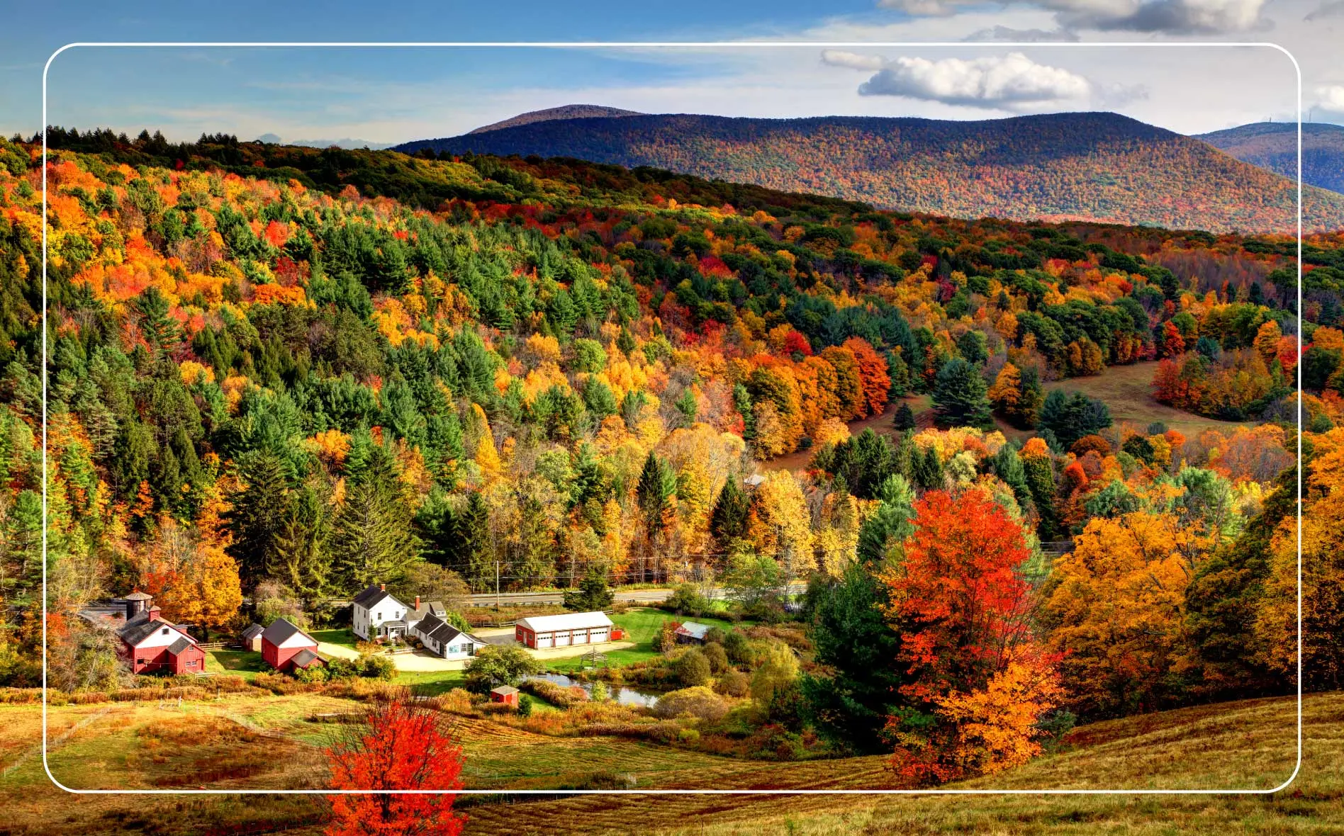 The landscape of the Berkshire Mountains at the beginning of autumn.