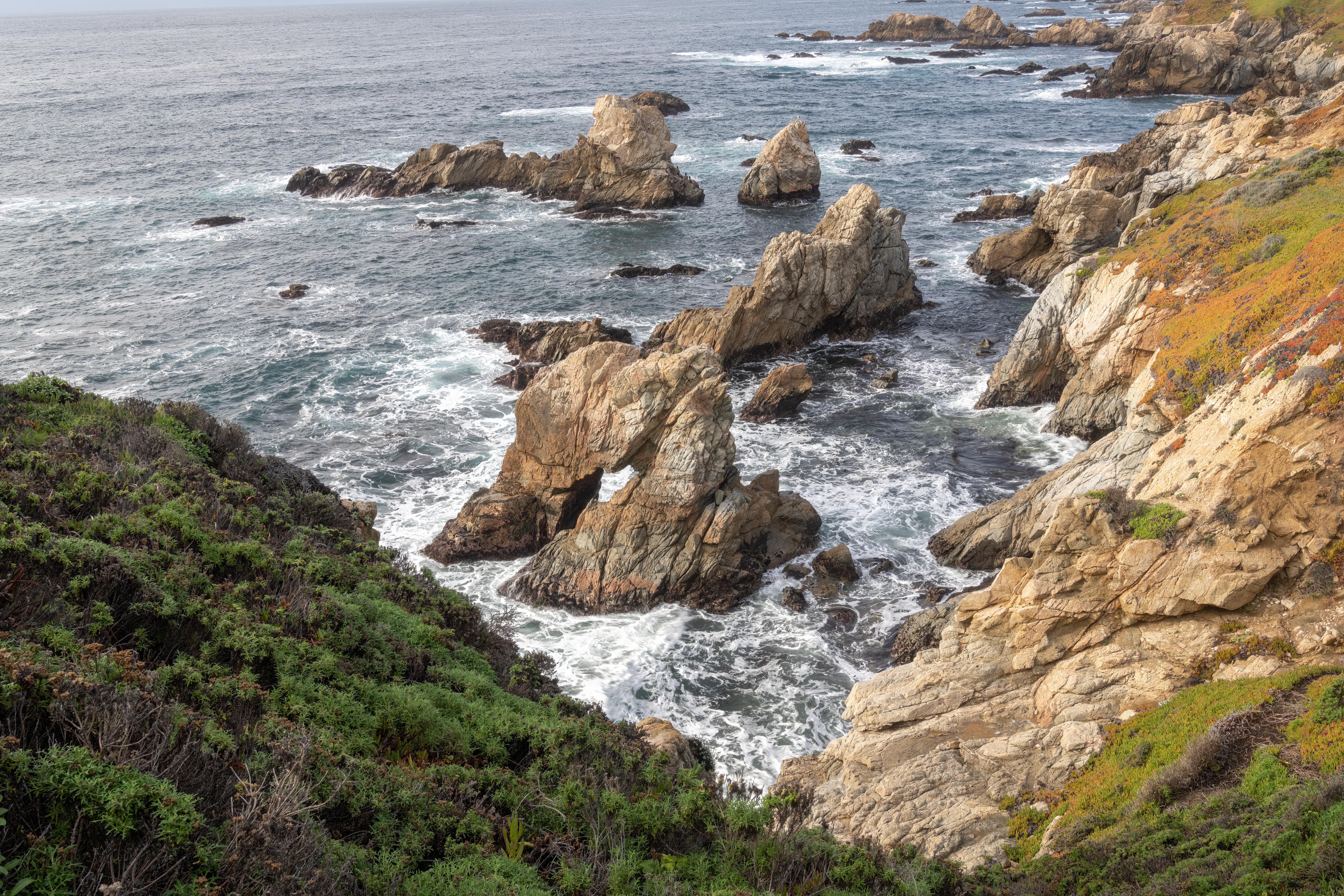 Outdoor image of the shoreline scenery of Garrapata State Park